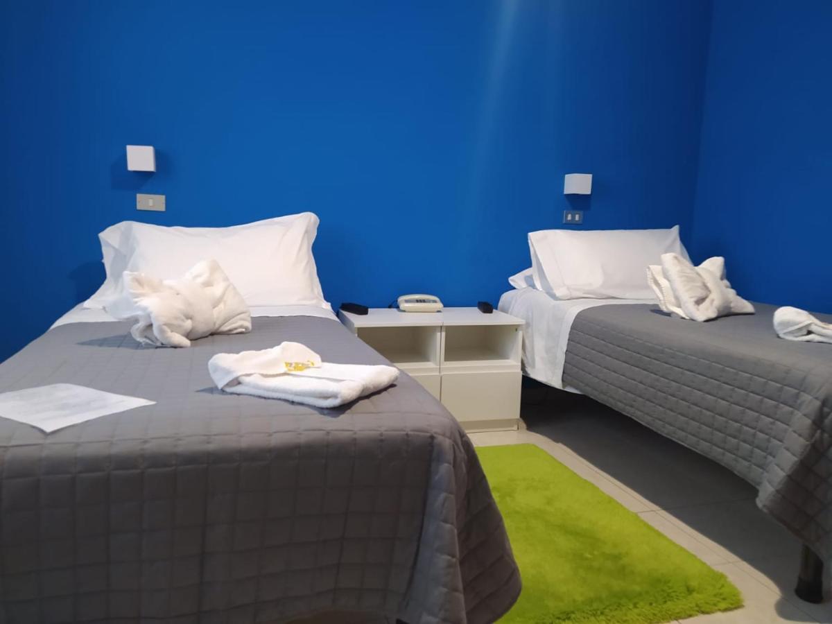 Hotel Baiardo Romagnano Sesia Экстерьер фото