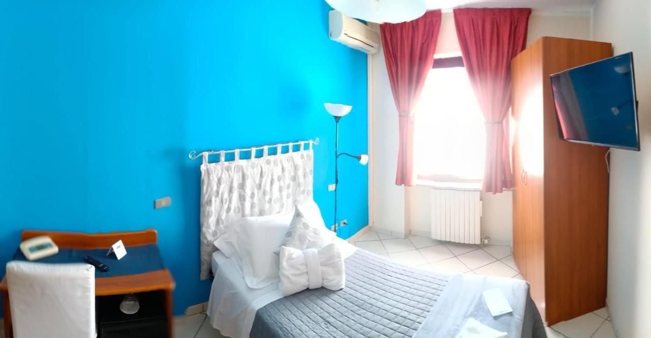 Hotel Baiardo Romagnano Sesia Экстерьер фото