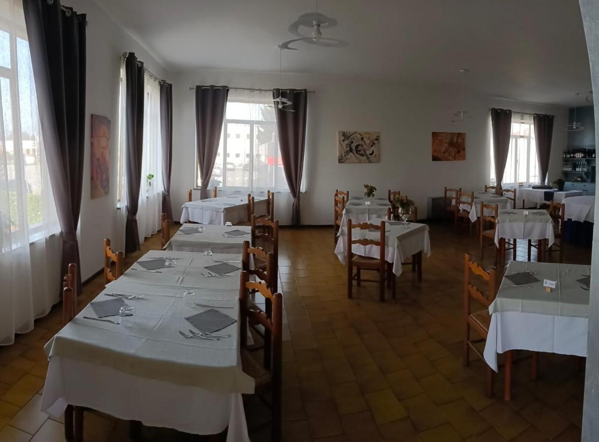 Hotel Baiardo Romagnano Sesia Экстерьер фото