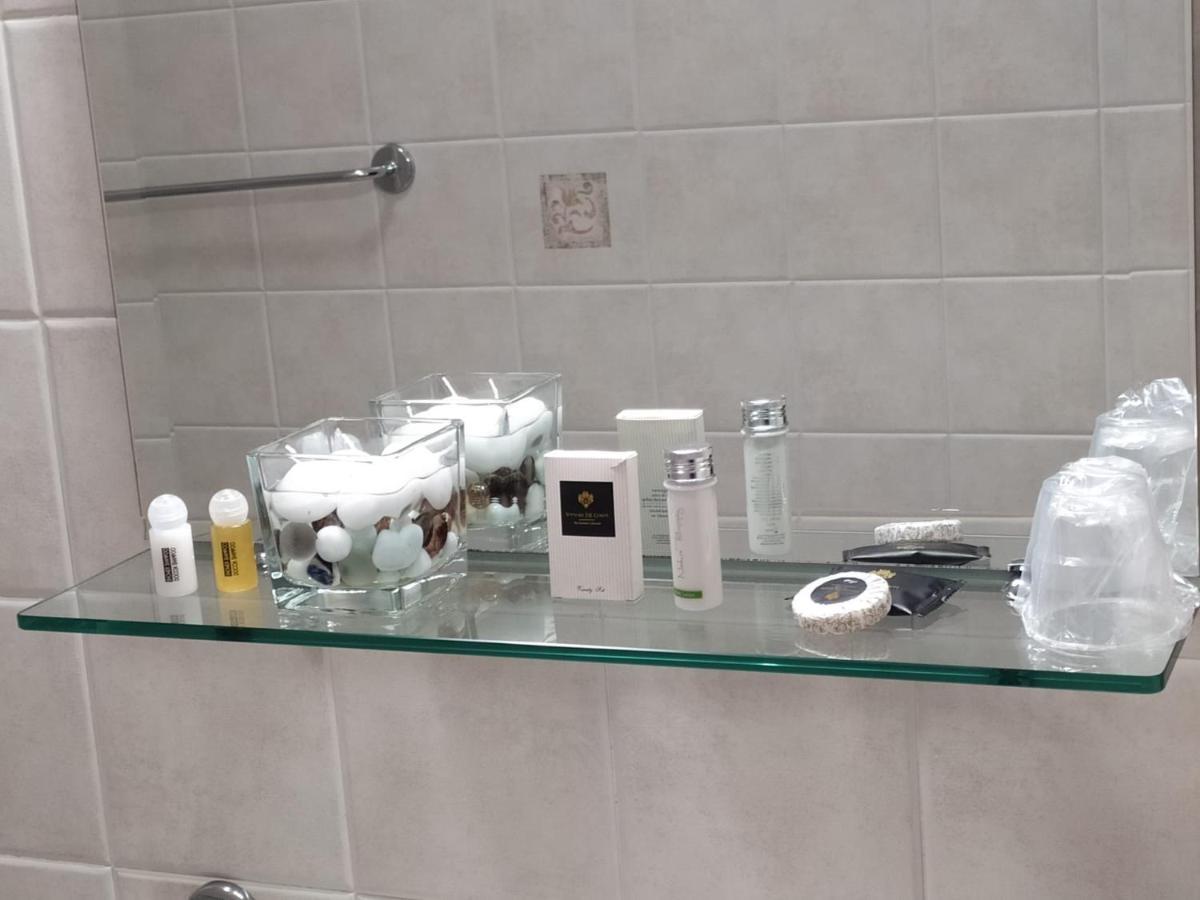 Hotel Baiardo Romagnano Sesia Экстерьер фото